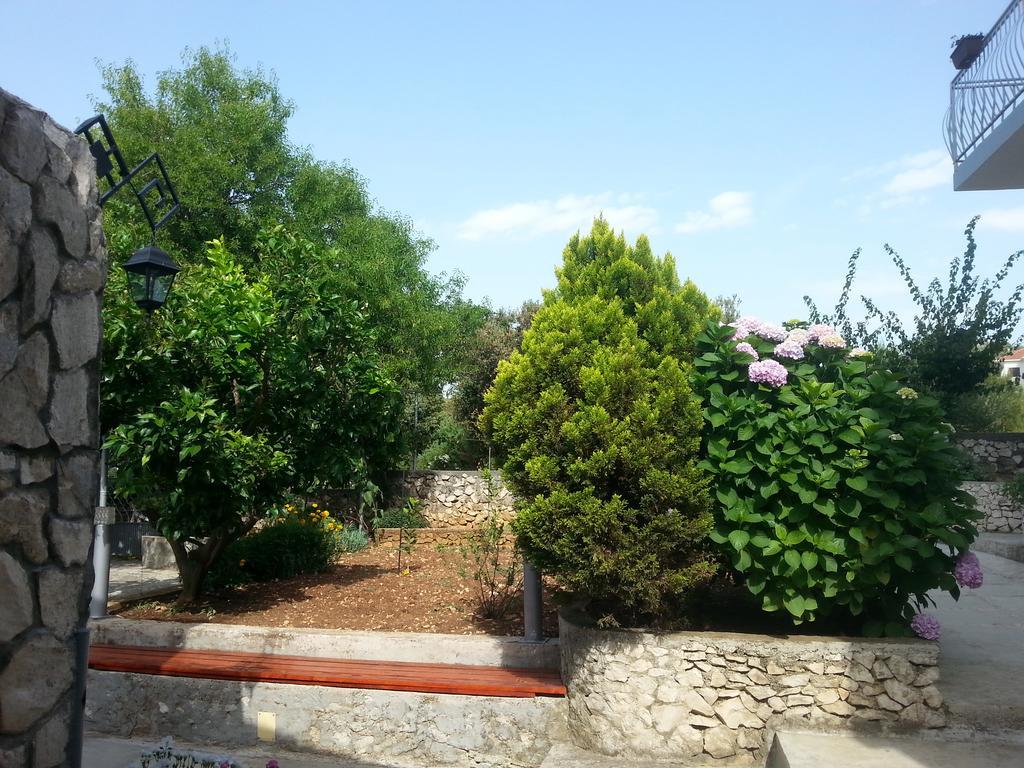 Apartment Lavanda Nova Ražanj Esterno foto