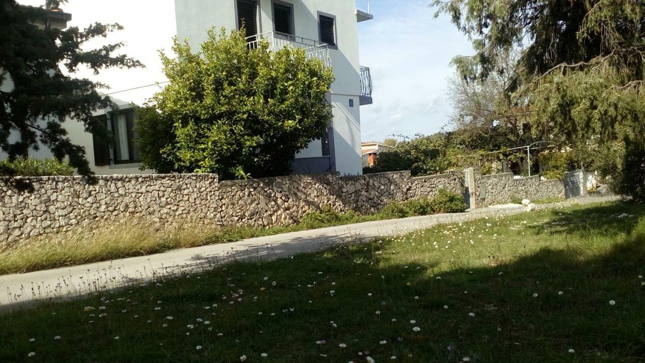 Apartment Lavanda Nova Ražanj Esterno foto